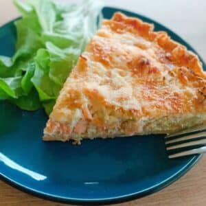 Quiche aux poireaux et au saumon